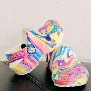 Crocs Multi White size 6C